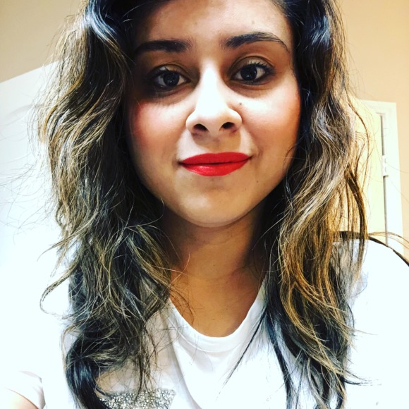 Meet your Posher, Diana - Picture 1 of 1